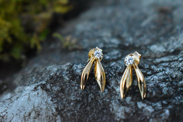 Lily Earrings