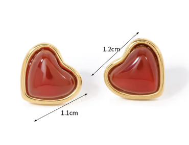 Alma Heart Stud Earrings product image Main image