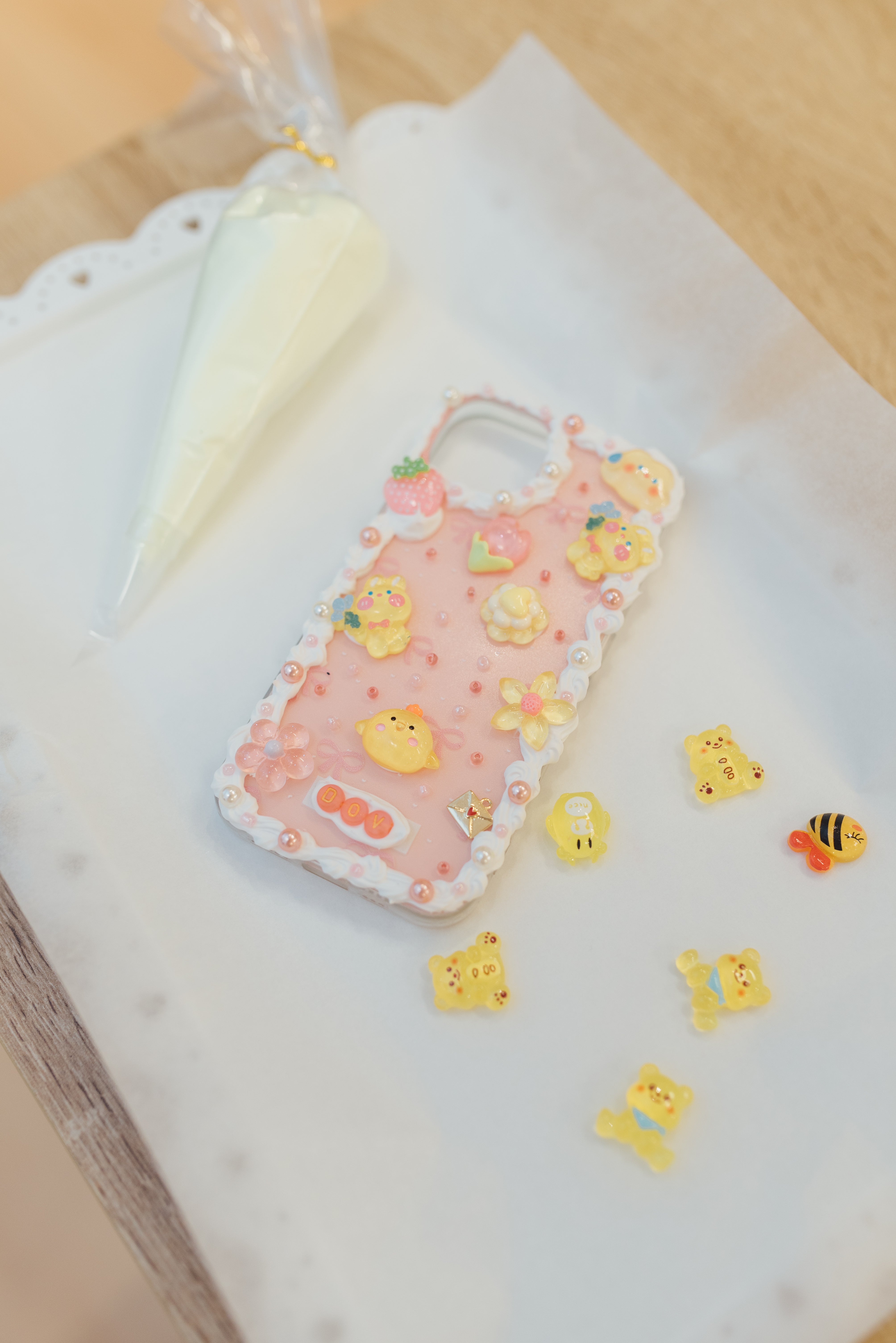 DIY Decoden Craft Café Experience Main image